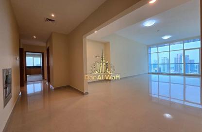 Apartment - 3 Bedrooms - 4 Bathrooms for rent in Golden Sands Tower - Al Nahda - Sharjah